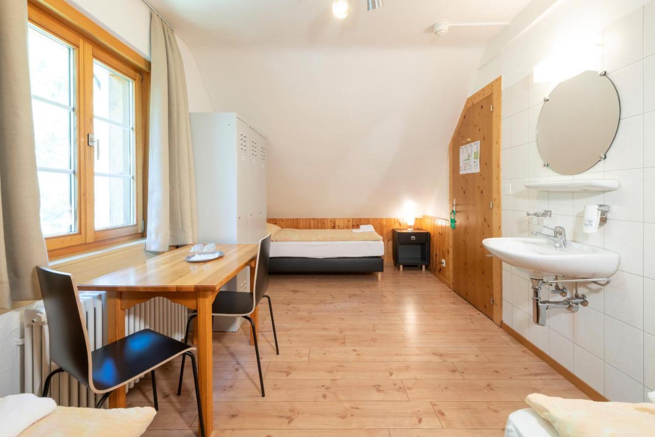 Hostel By Randolins Saint-Moritz Extérieur photo